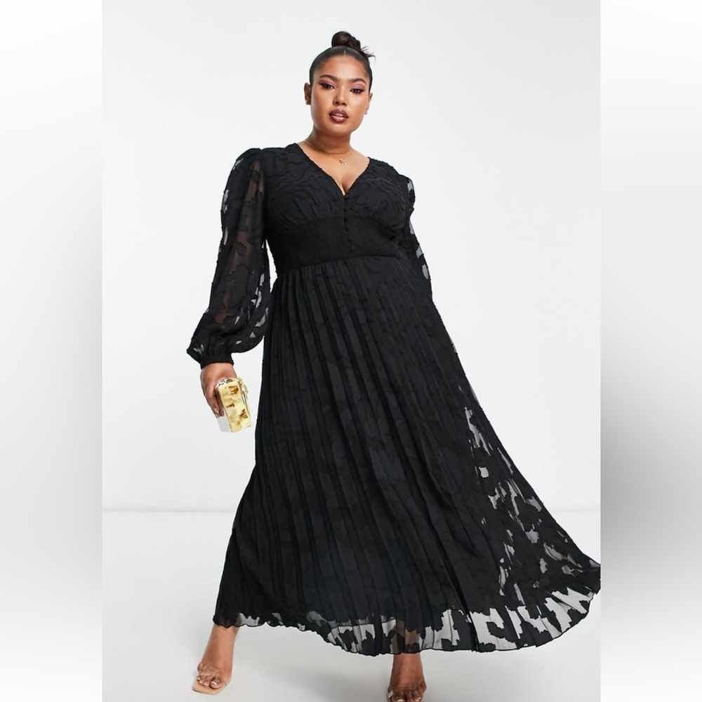 Curve Burnout Long Sleeve Maxi Dress in Black